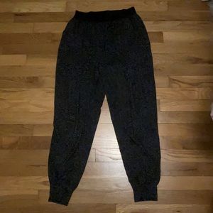 PINK sweatpants, size small